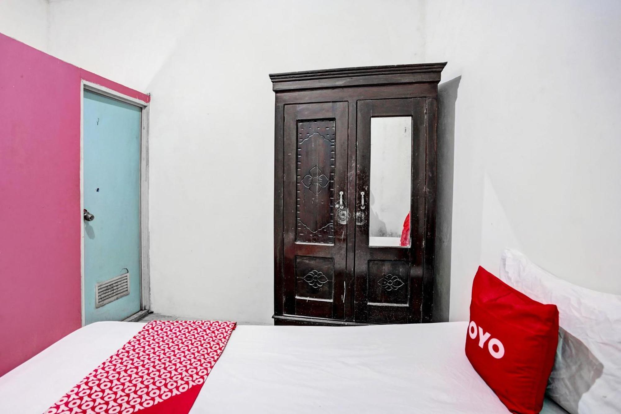 Oyo Life 92840 Wisma Morricco Jombang Εξωτερικό φωτογραφία